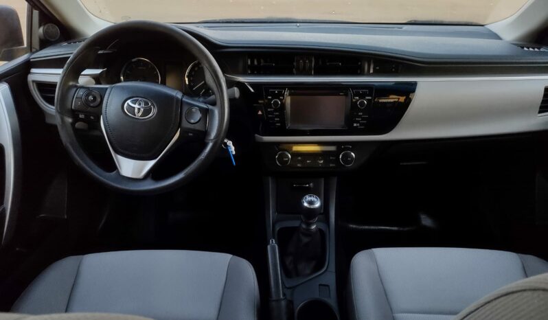 Toyota Corolla 2016 lleno