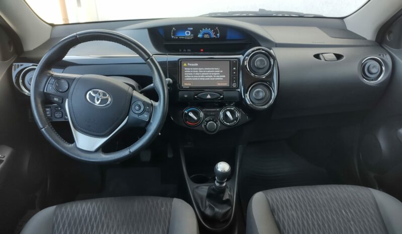 Toyota Etios 2018 lleno
