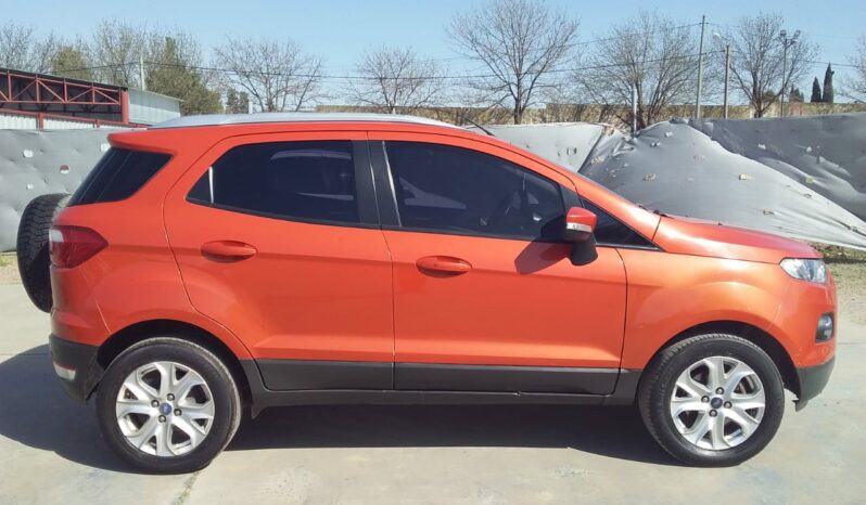 Ford Ecosport Kinetic S.E 1.6 lleno