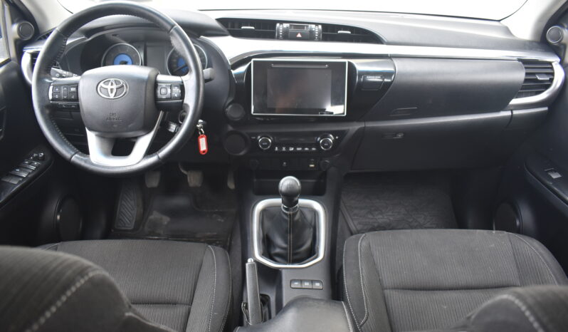 Toyota Hilux SRV 2.8 TDI 6MT lleno