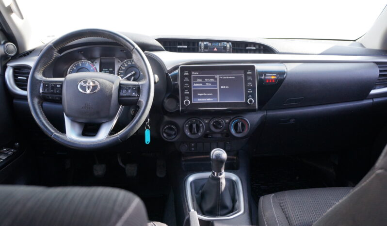 Toyota Hilux SR 4X4 2.8 TDI 6MT 2021 lleno