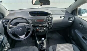 Toyota Etios XS 1.5 6MT 4P lleno