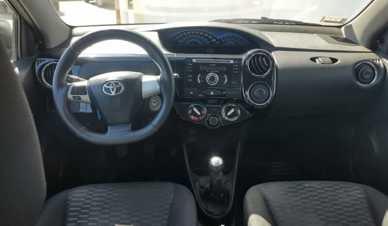 Toyota Etios XLS 1.5 MT lleno
